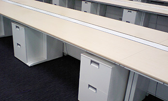 オフィス家具の解体・組み立て